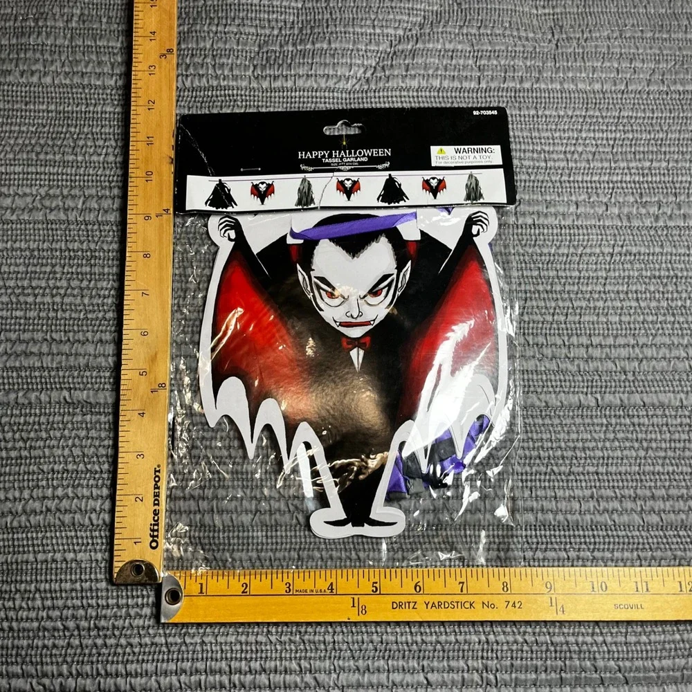 Happy Halloween Vampire Tassel Garland 9ft Spooky Party‎ Decor Momentum Brands